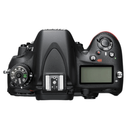NIKON D610