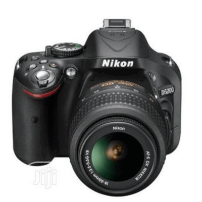 NIKON D5200 | Blessed Dan Camera